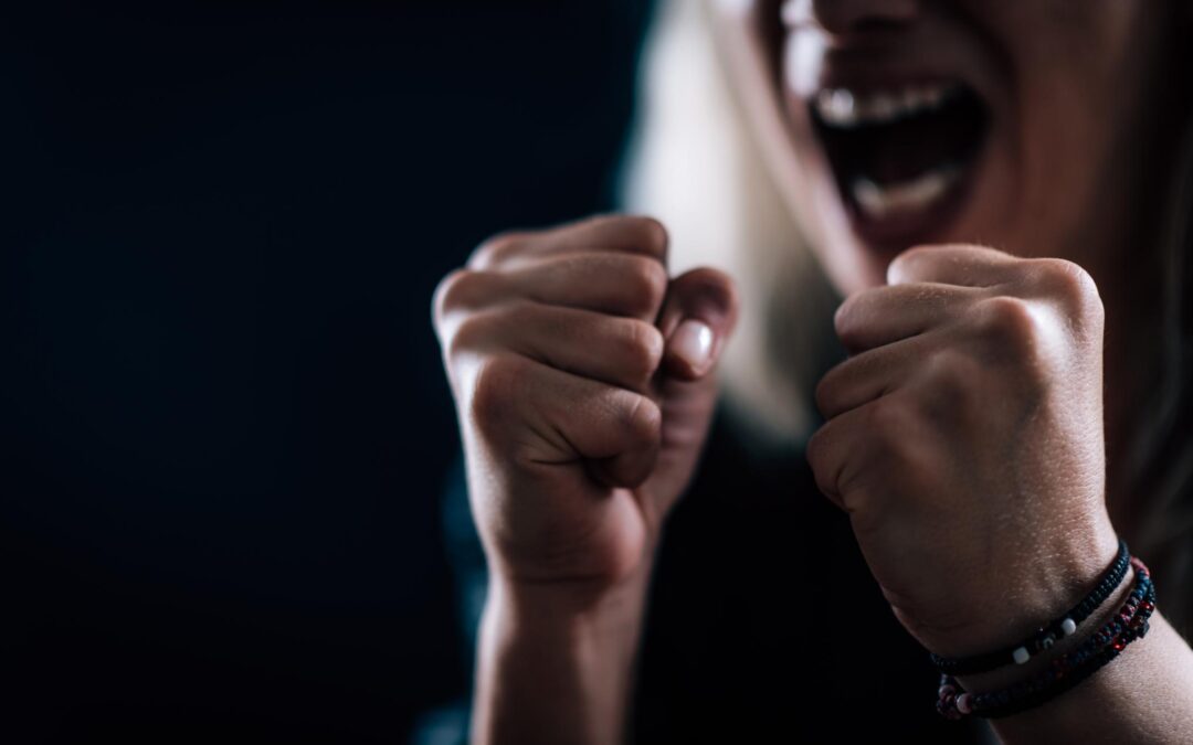 Violència econòmica: quan el control dels diners es converteix en maltractament