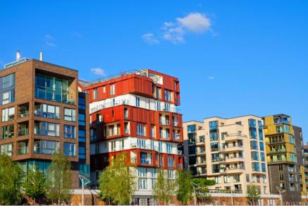 Llei 11/2025 d’Habitatge: Noves regles per al lloguer de temporada, lloguer d’habitacions i habitatge protegit a Catalunya.